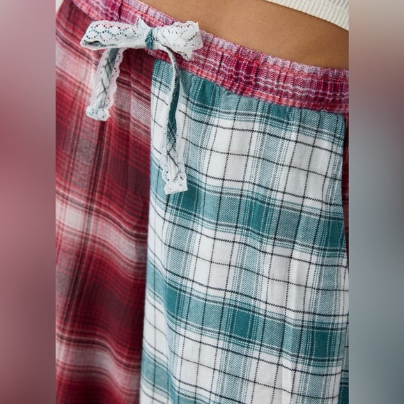 UO Out From Under In Your Dreams Brushed Flannel Lounge Jogger Size XS - Picture 4 of 5